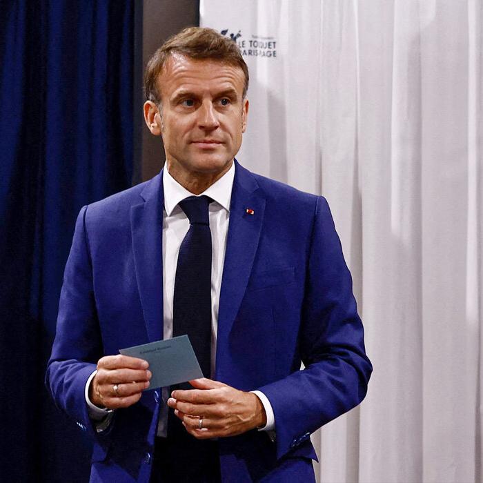 重磅！ 
法国或将向中国归还当年从圆明园劫掠的文物，连同同期从紫禁城掠夺的藏品。