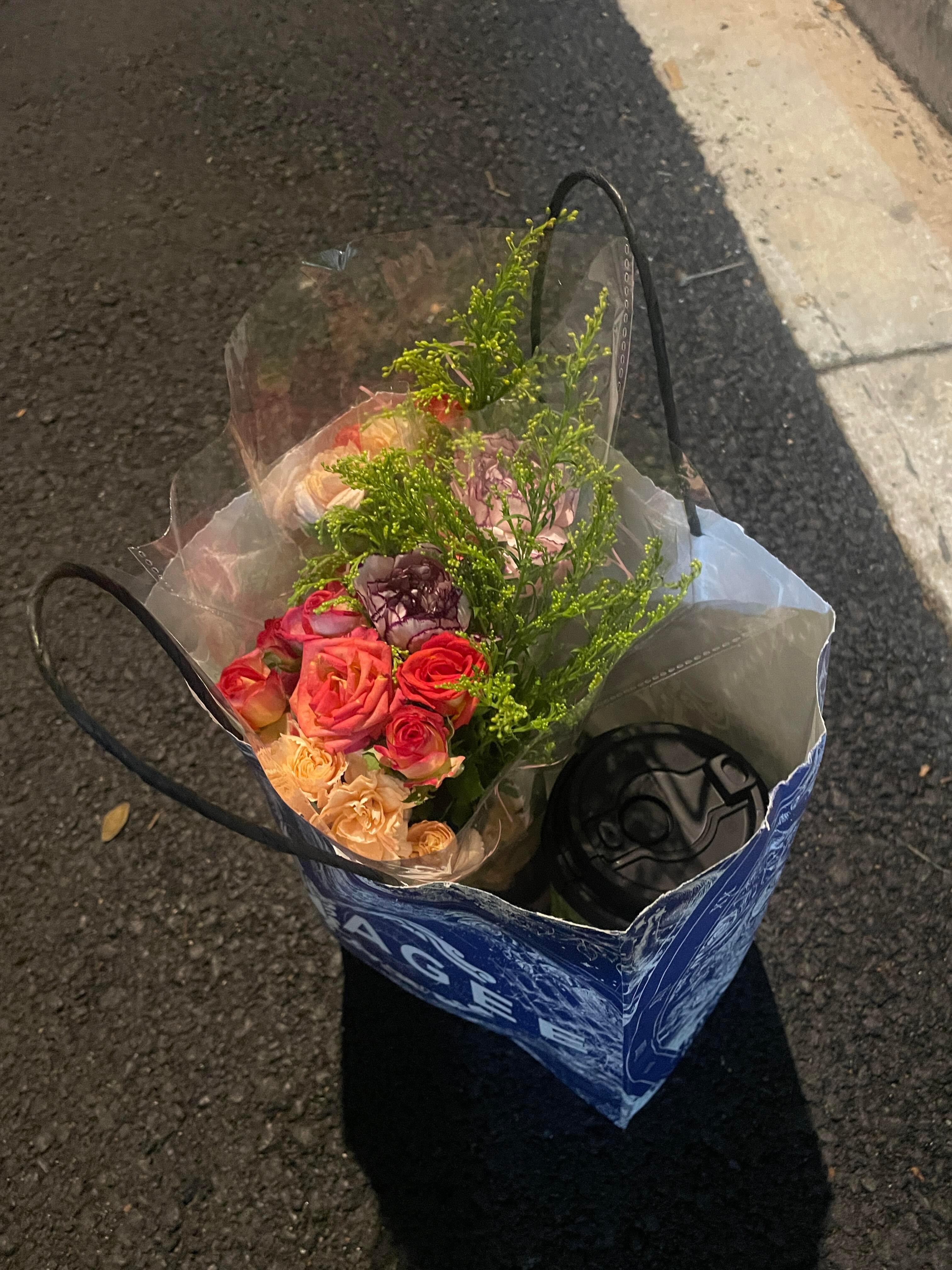 人的想法和感受是会随着时间和认知的改变而改变的,你笃定不会变得事,也会在某一刻变