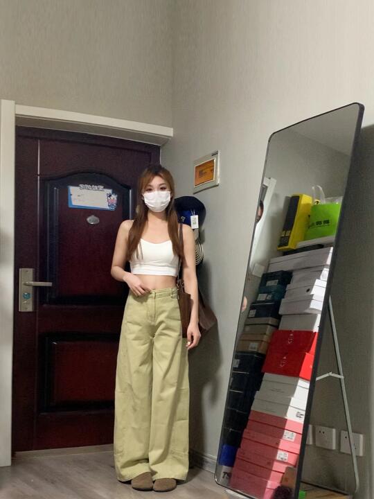 好喜欢这件自带bra的美背吊带呀