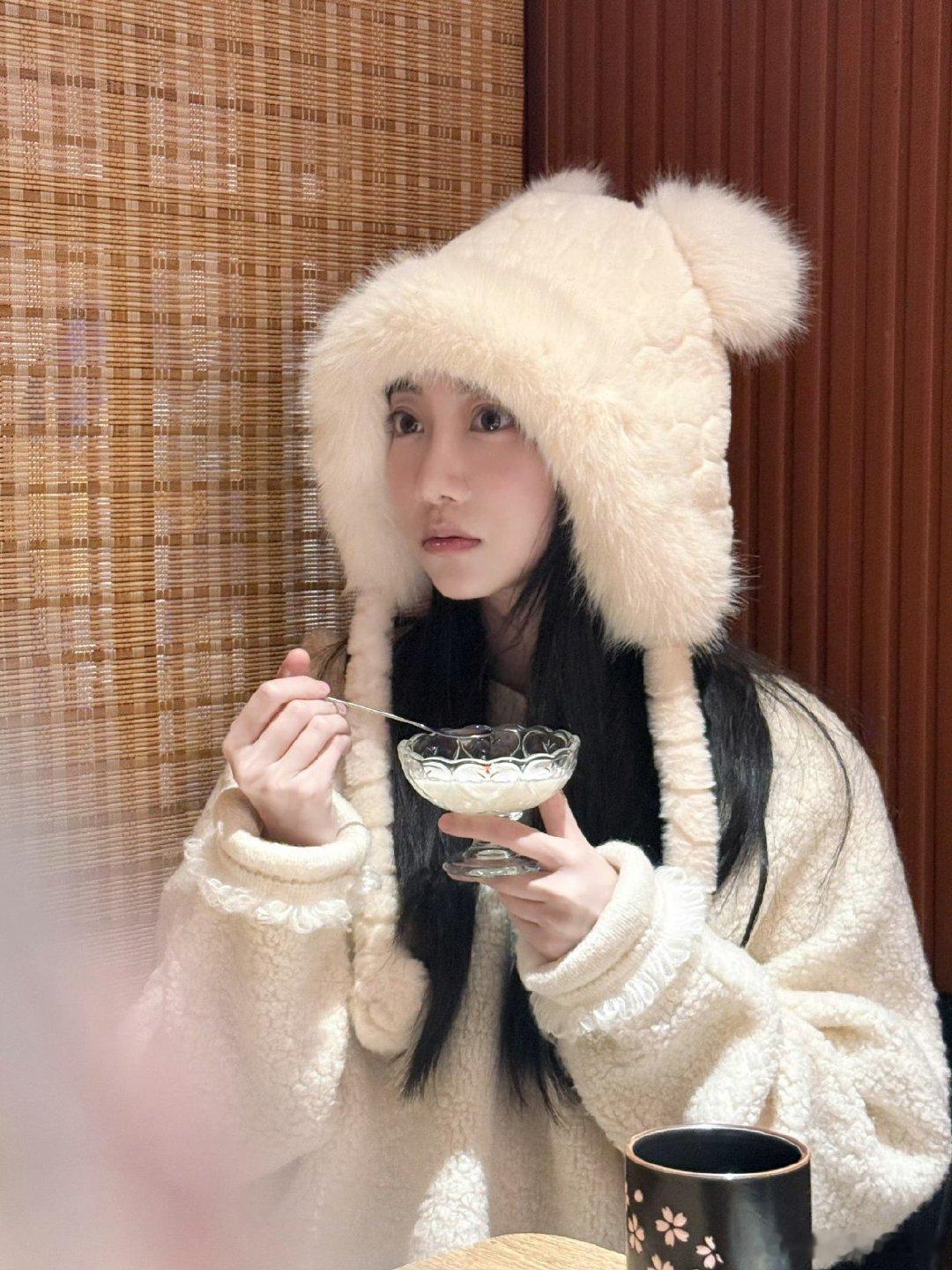 爱的修学旅行2定档 爱的修学旅行 期待已久的节目终于定档，看几组伴侣直面感情里的