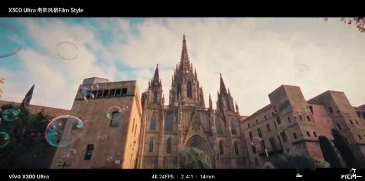 有摄影梦的可以来了vivo X300 Ultra的「V电影」戳中心巴！不用苦学摄