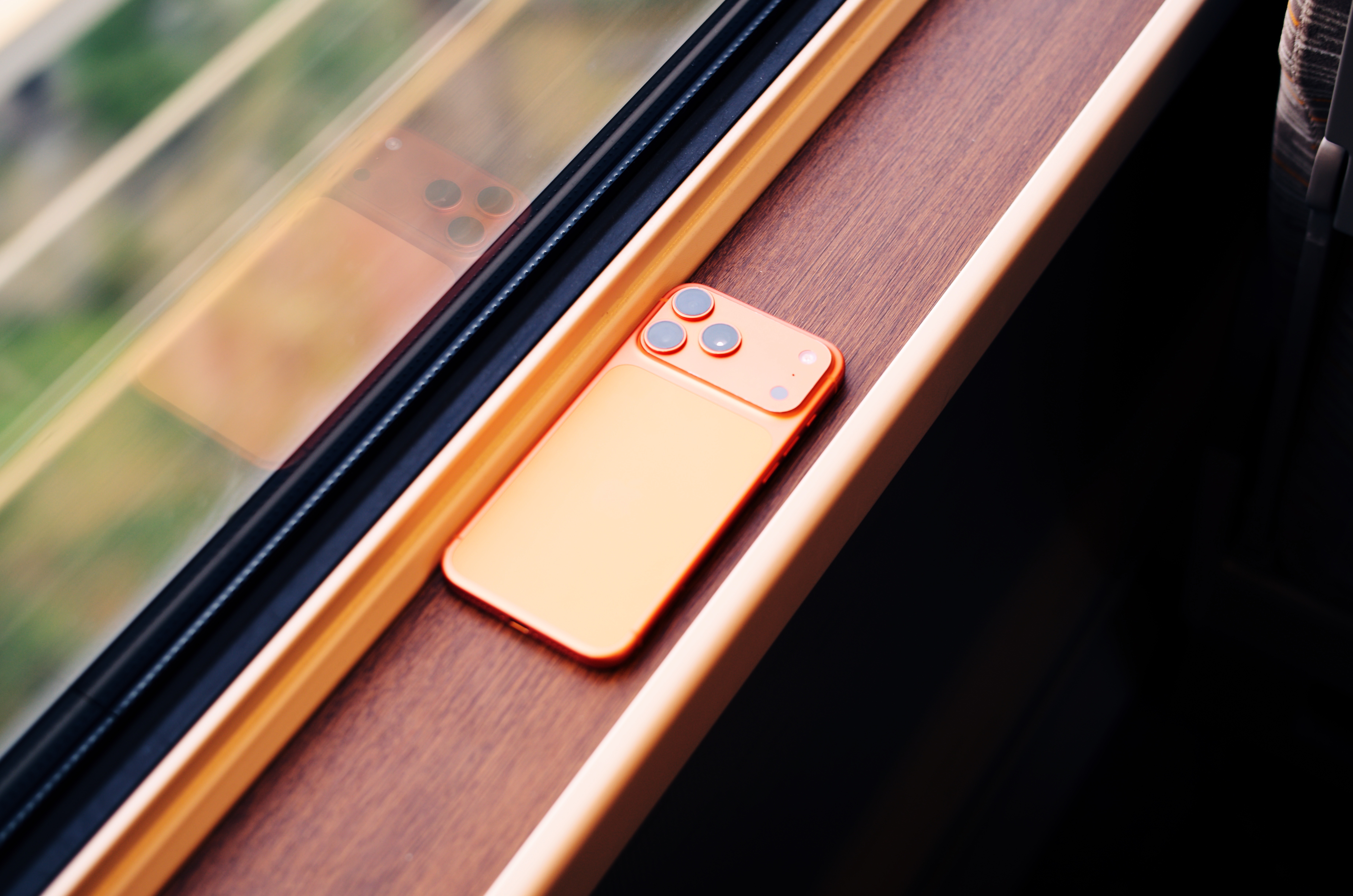 刚出来的时候都说17PM太丑了、现在呢？ 机圈辨识度确实无敌