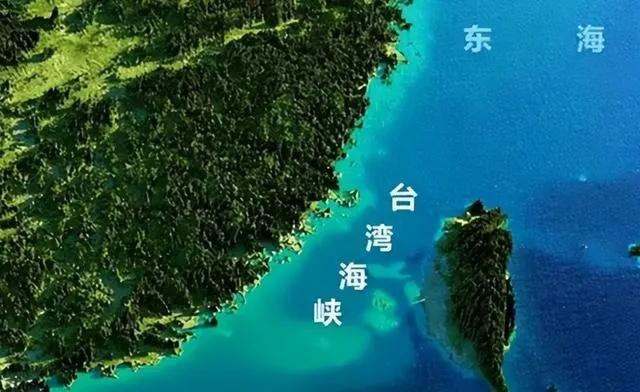 美国"诱战"台海的三张牌，一张比一张阴

台海最近几年不太平，但真正危险的不是明