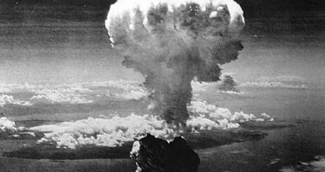 别再瞎猜三战了！专家一针见血：人类不会消失，但苦日子真的要来了。第三次世界大战会