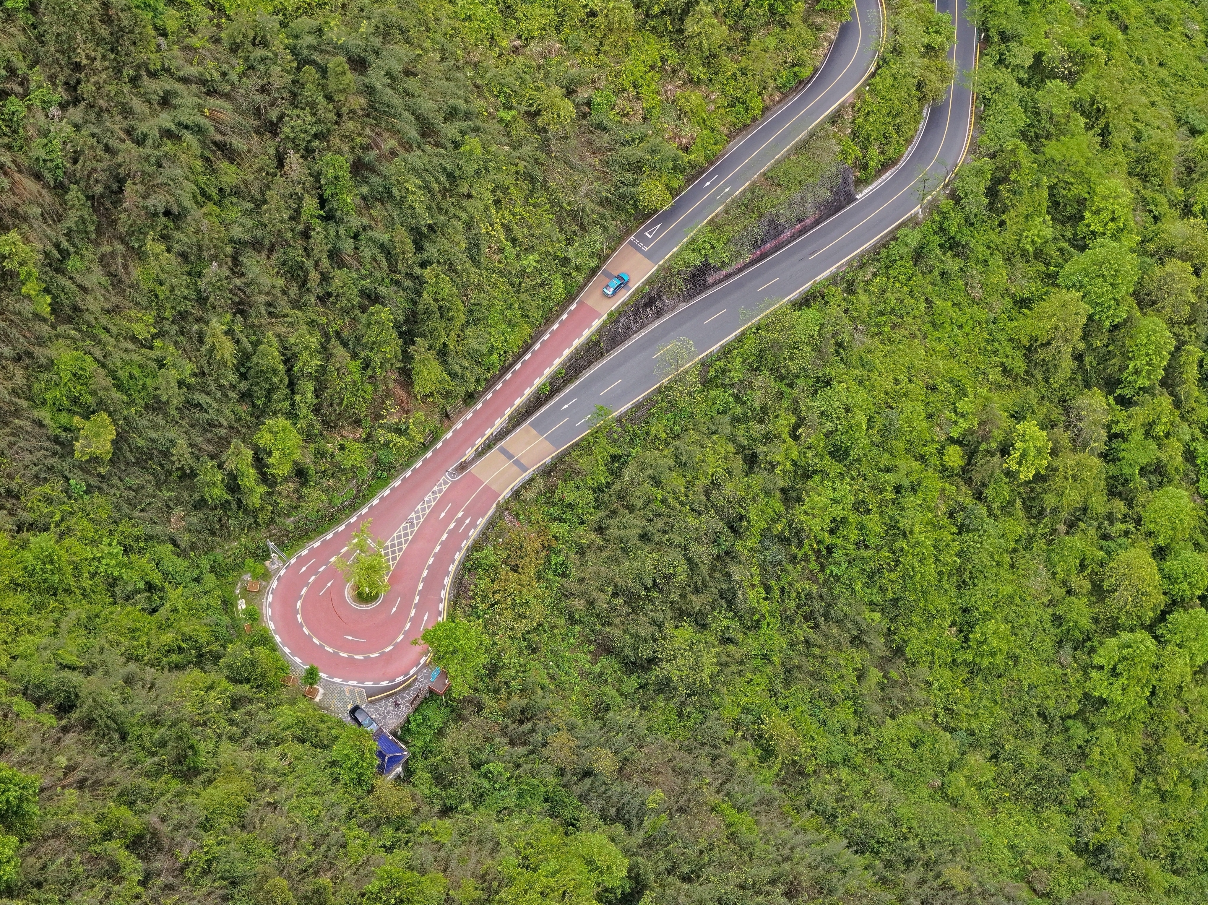 万千气象看湖南中国基建把桥修成了5a级景区 不到现场观看矮寨大桥，感受不到横空在