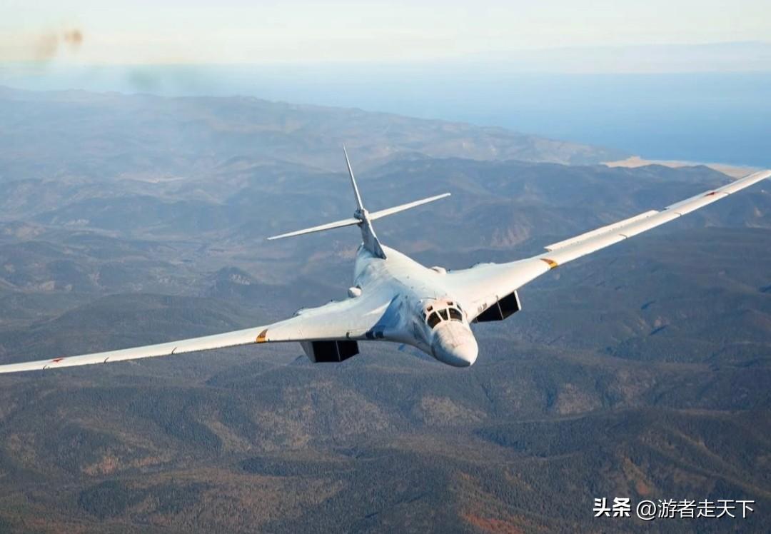 俄罗斯最顶级轰炸机图160轰炸机，今天还有一个记录，没人能够打破，在世界上所有的