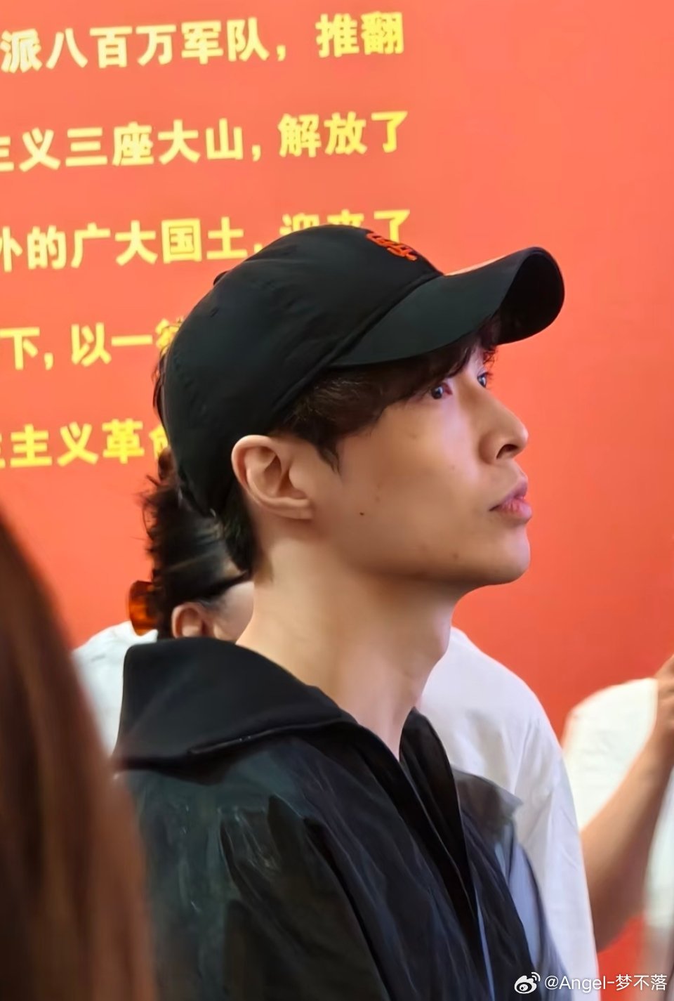 这个侧颜 这个喉结 好苏「🍠cr. 」 