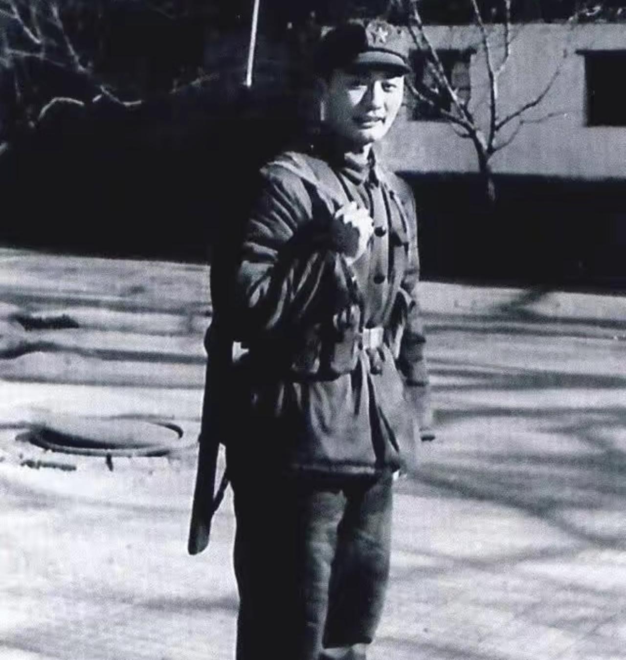没想到陈毅元帅的小儿子，当年非但没留在北京享受特殊照顾，反倒主动报名扎去基层连队