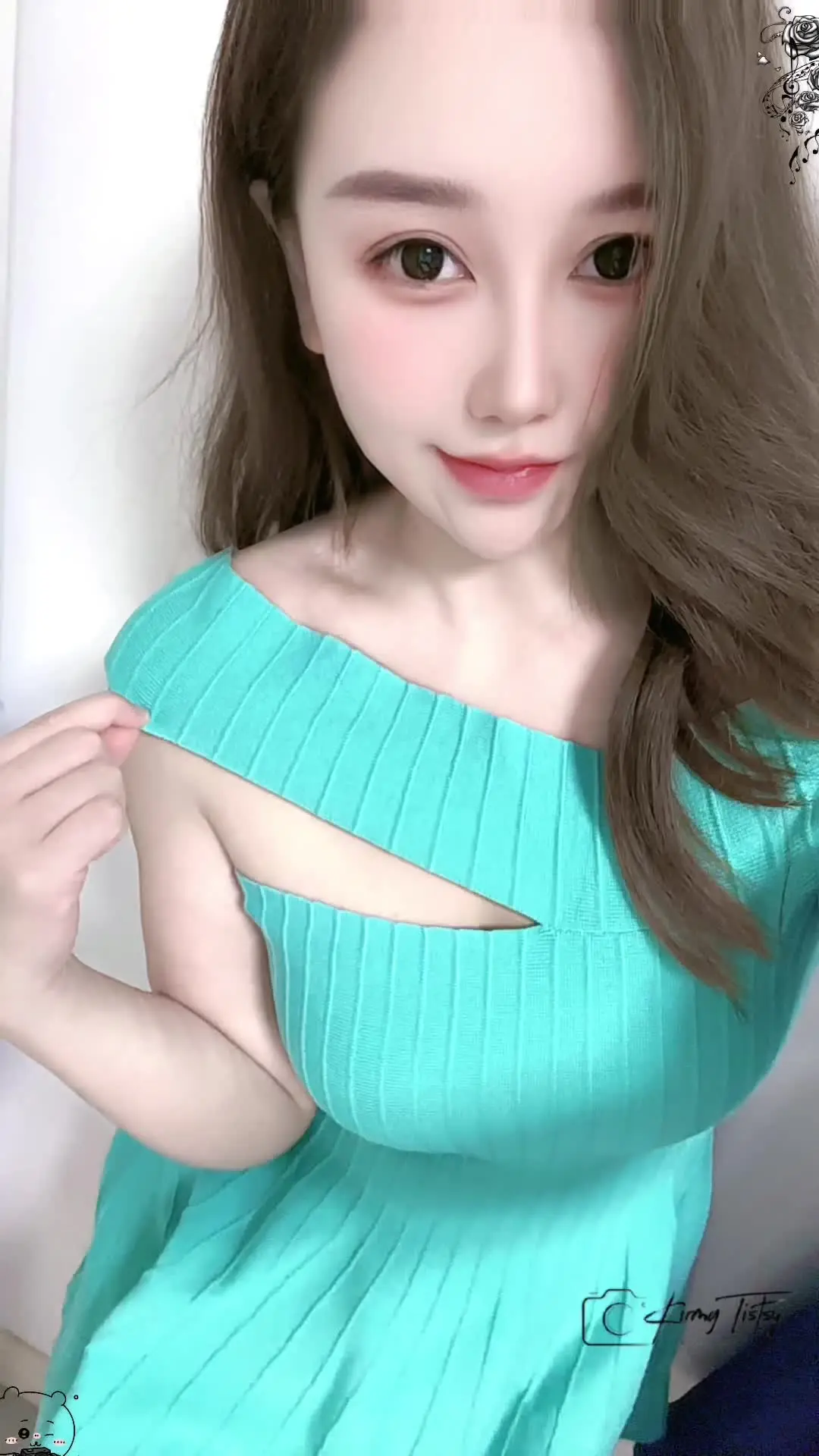 人是靠热爱和感受活着 感觉至上是一个很随性的词 没有条条框框的束缚 着...