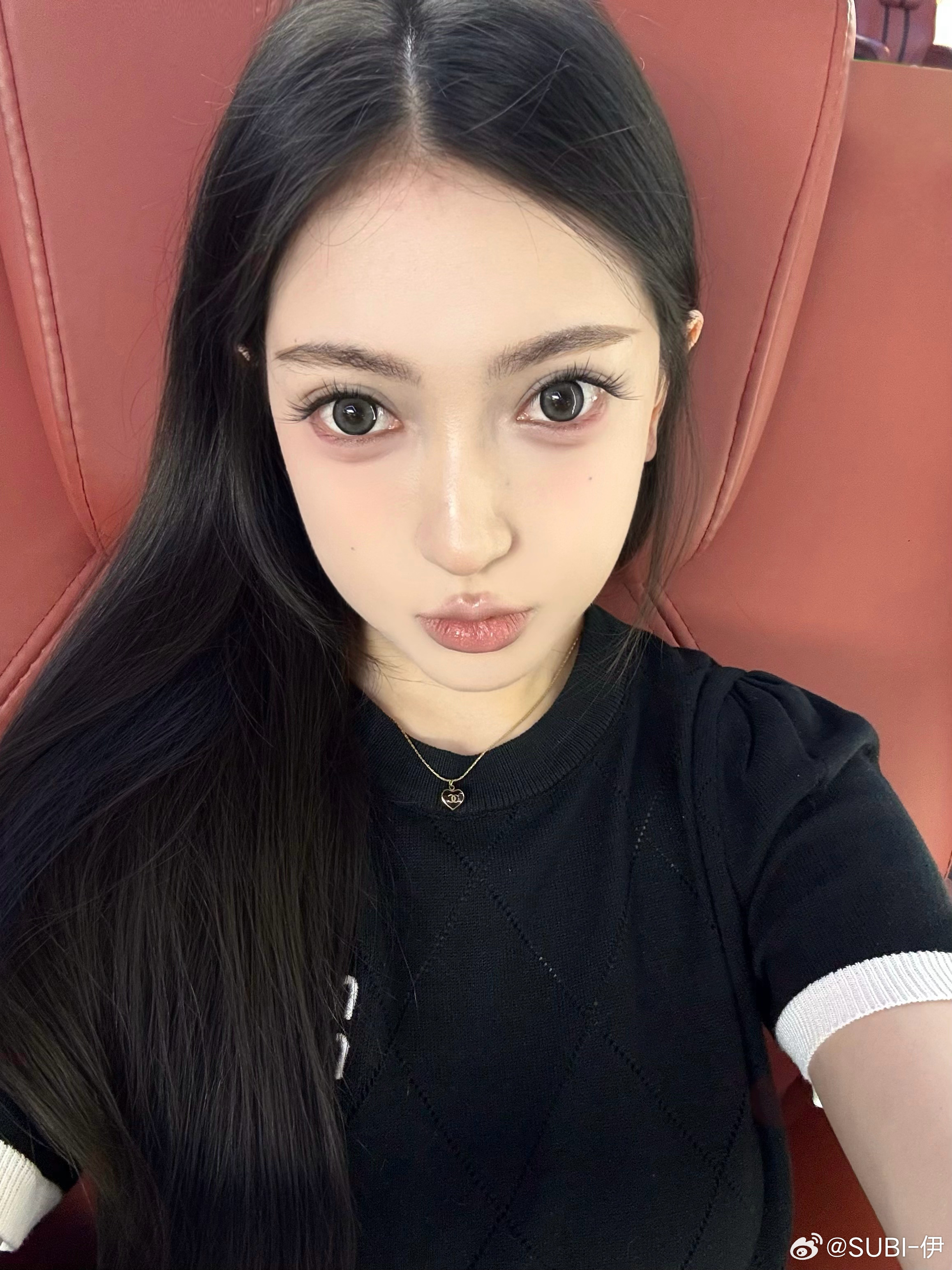 🤗 ​​​