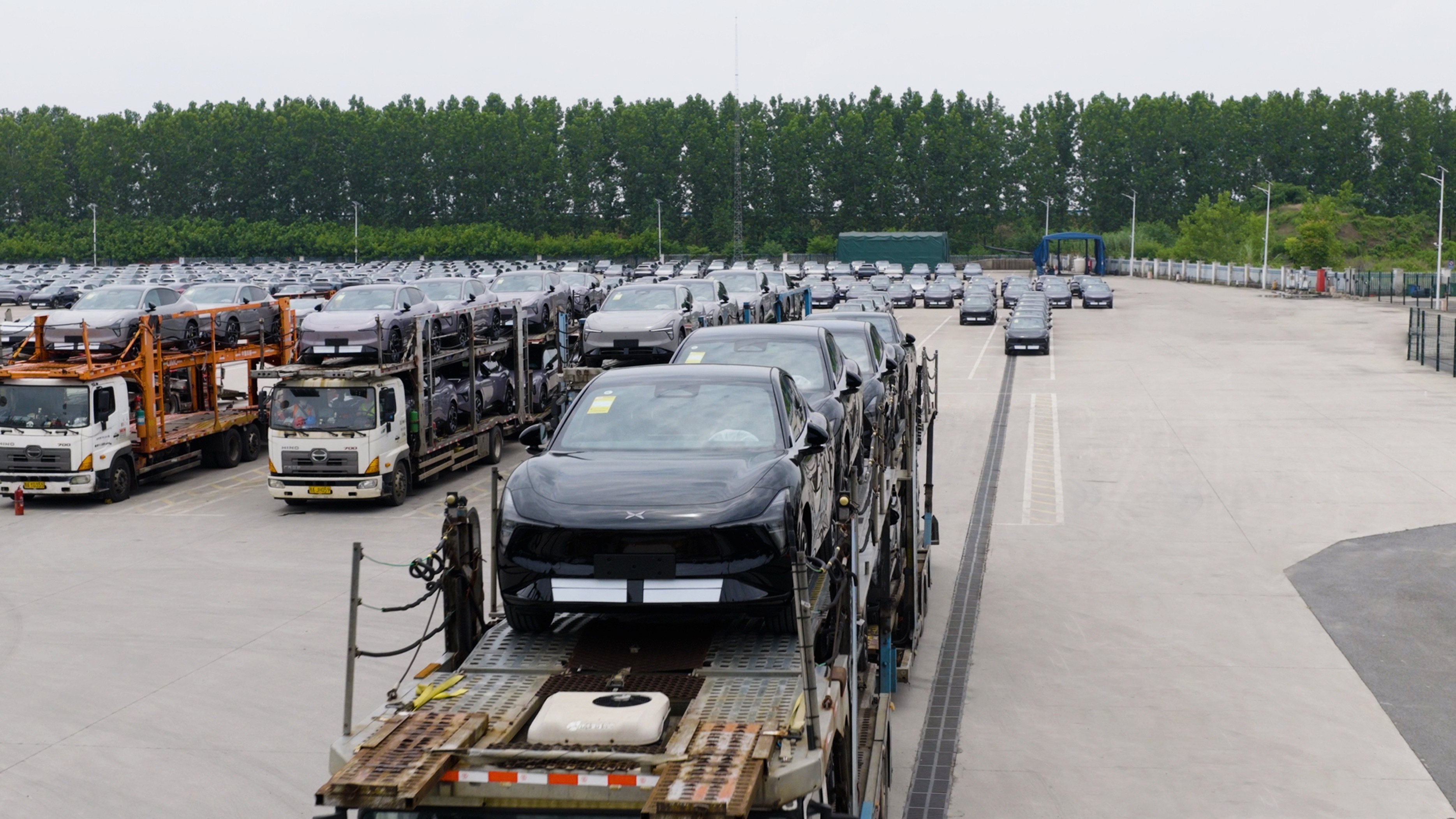 7月10日，小鹏MONA L03展车就抵达各大门店了，大家可以去看看实物了。这货