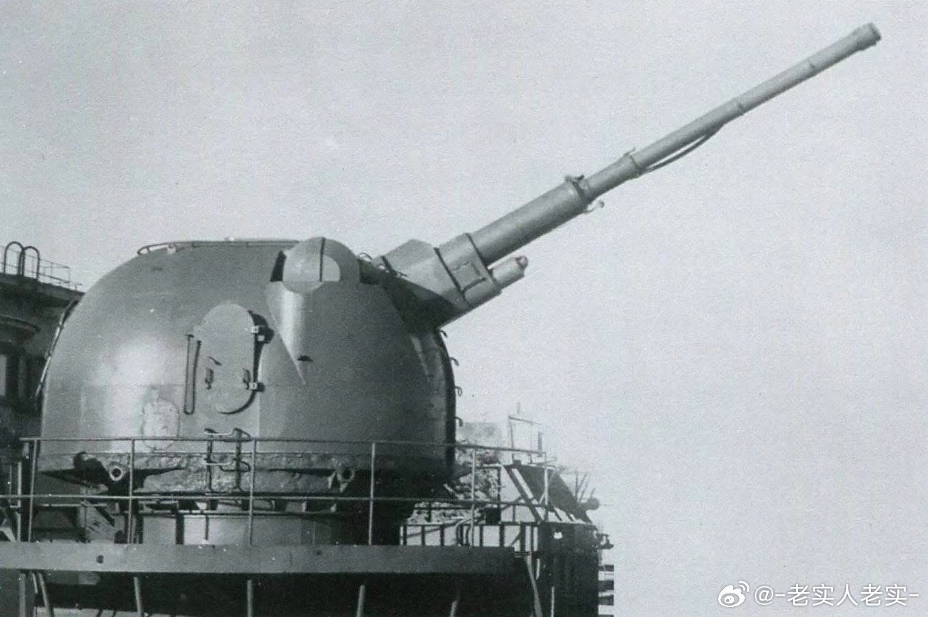 靶场实验中的苏军A127型130mm速射舰炮。不过最终是竞争对手A218型投入量