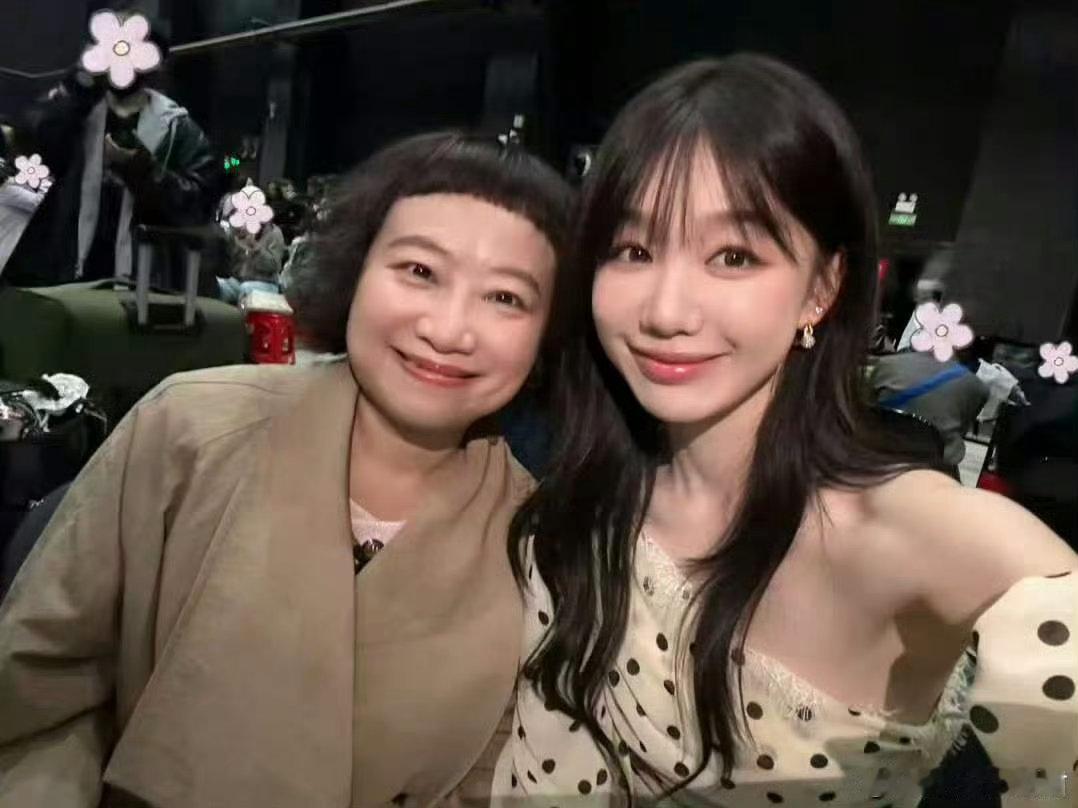 饶雪漫回应浪姐帮徐梦洁站台 饶雪漫公开力挺徐梦洁，大赞她温柔元气又善良，高度认可
