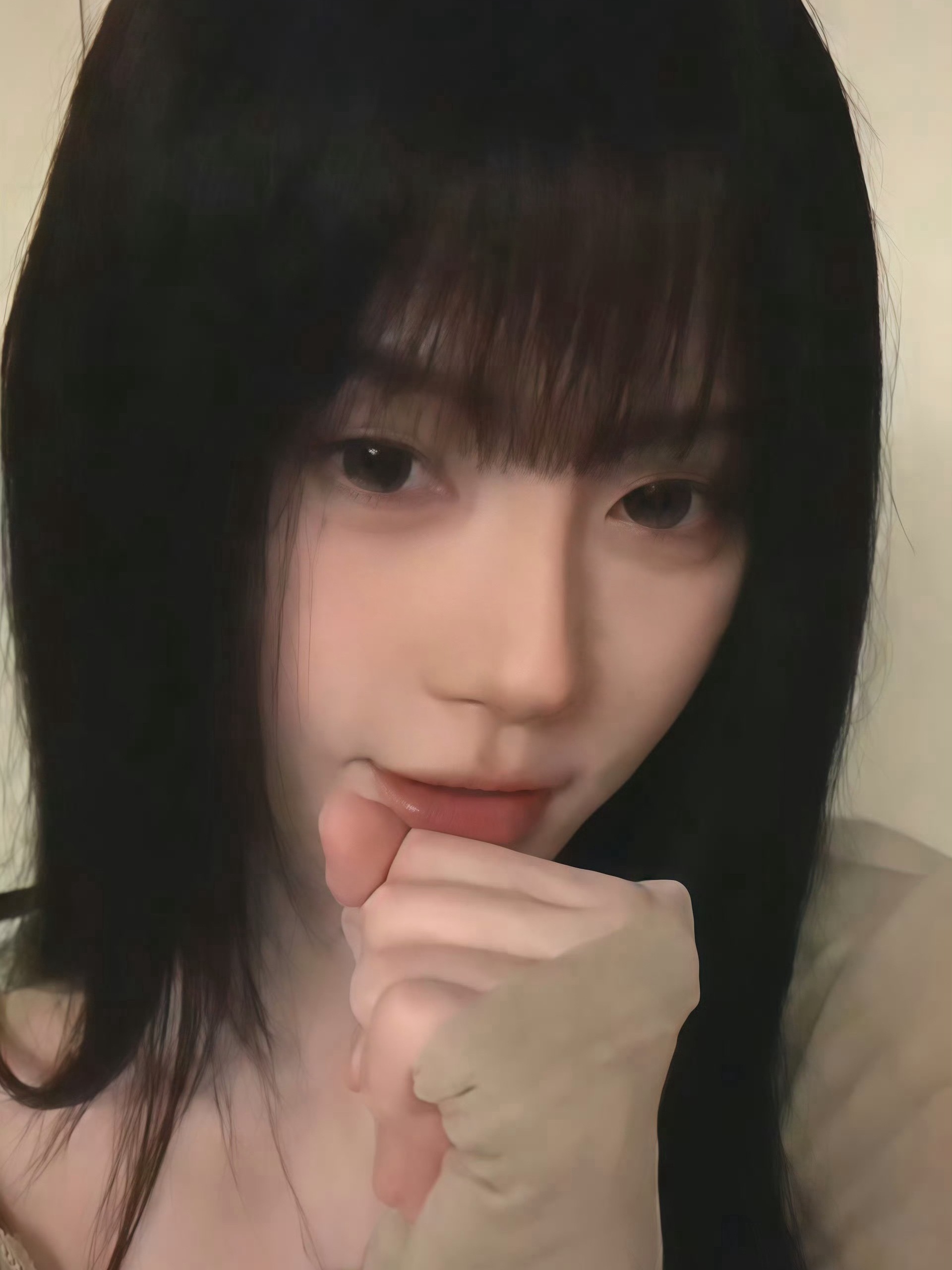 感觉下一秒会冒出来一句：“快点夸我”🫣 