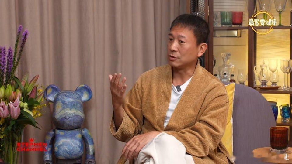 57歲的陳國邦在電影版《尋秦記》飾演李斯，演技出眾無庸置疑。日前陳國邦接受陳志雲