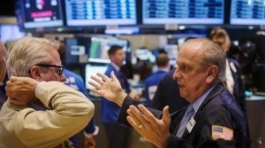 凤凰新闻【开盘继续大跌！黄金、白银，直线跳水】贵金属市场抛售潮仍在持续...开盘