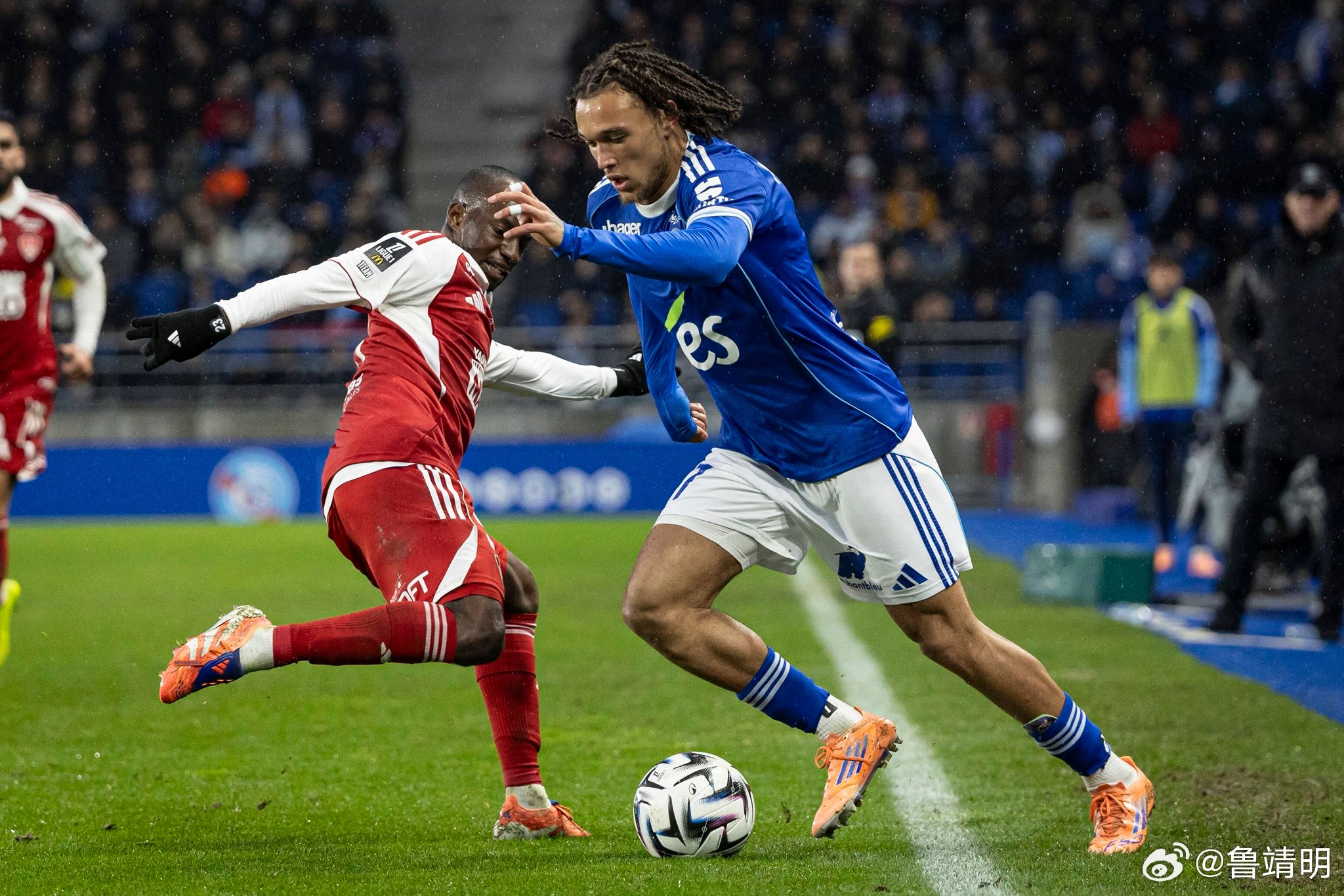 【传闻】多特蒙德是今夏将迭戈-莫雷拉列入引援名单的俱乐部之一。这位21岁的球员目