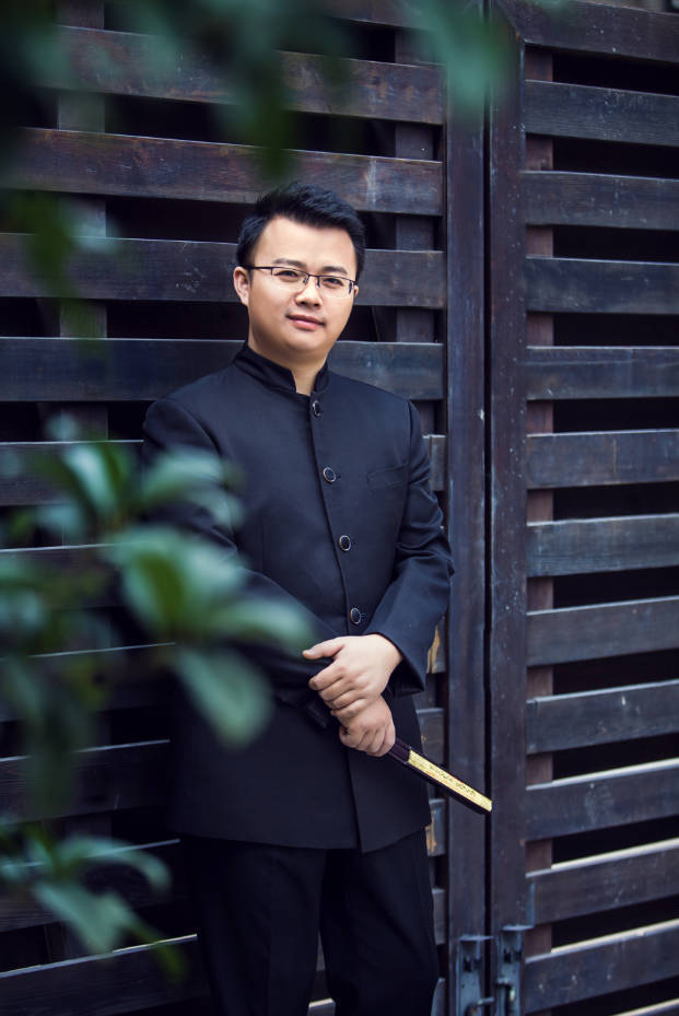 我吃西红柿写网文初衷为赚生活费每43个中国人里就有1个写网文如今网文行业门槛低、