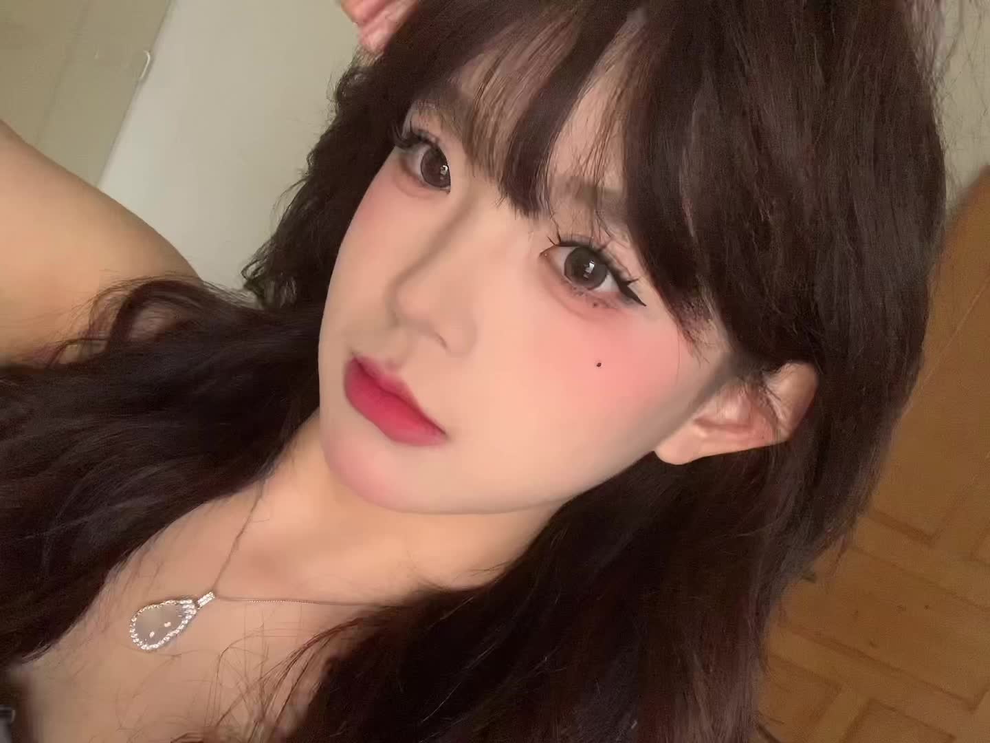 其实我也看出你有点不舍