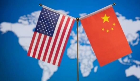 要说南海这摊事，美国最近又跳出来刷存在感了。中国刚宣布在黄岩岛建个国家级自然保护