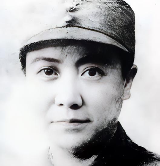 国民党有个女少将，叫胡兰畦。她把自己在成都的房产田地，亲手交到未婚夫陈毅的父母手