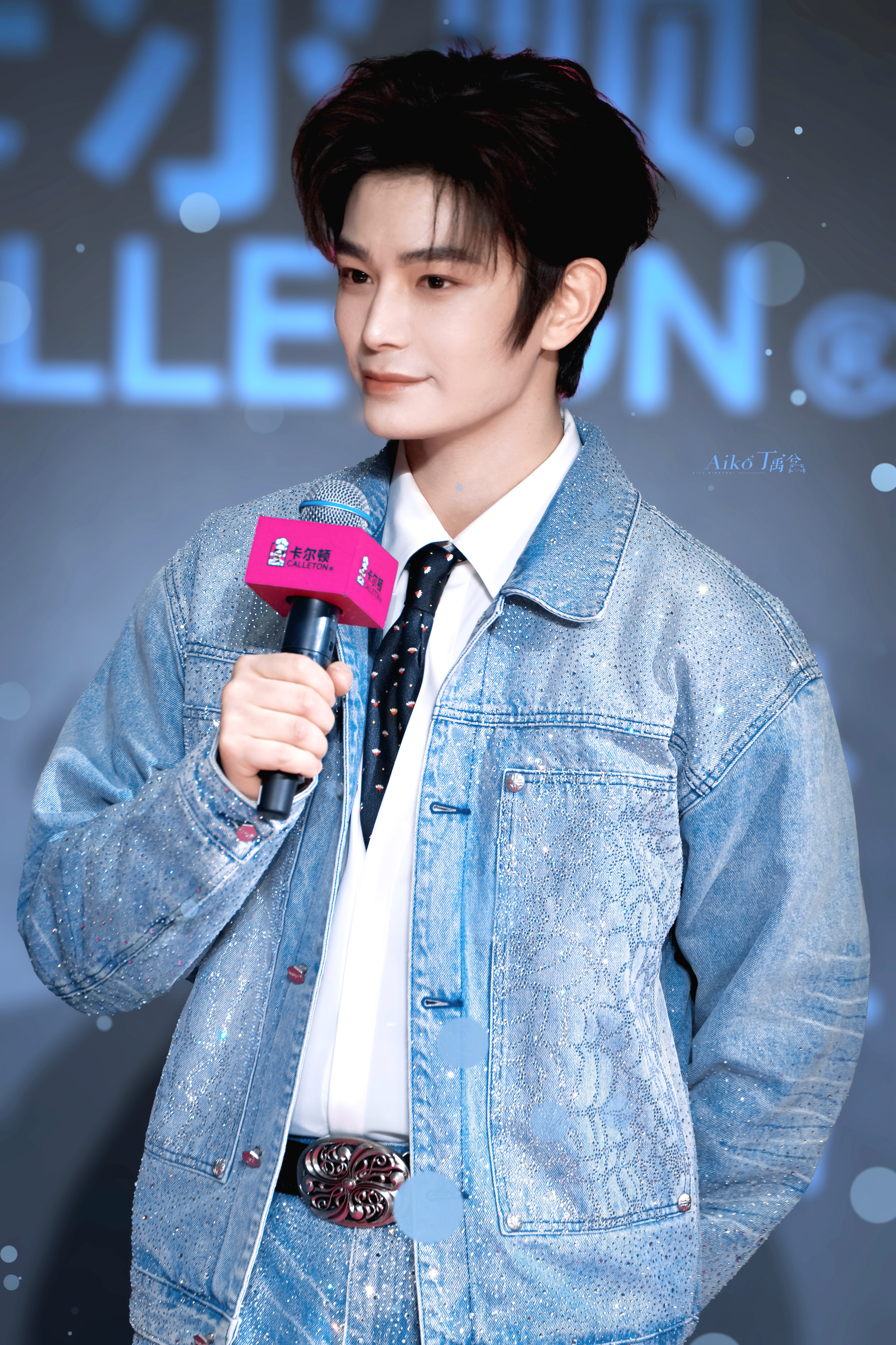 丁禹兮线下活动路透图好明媚的笑容丁禹兮你是懂粉丝想看什么的