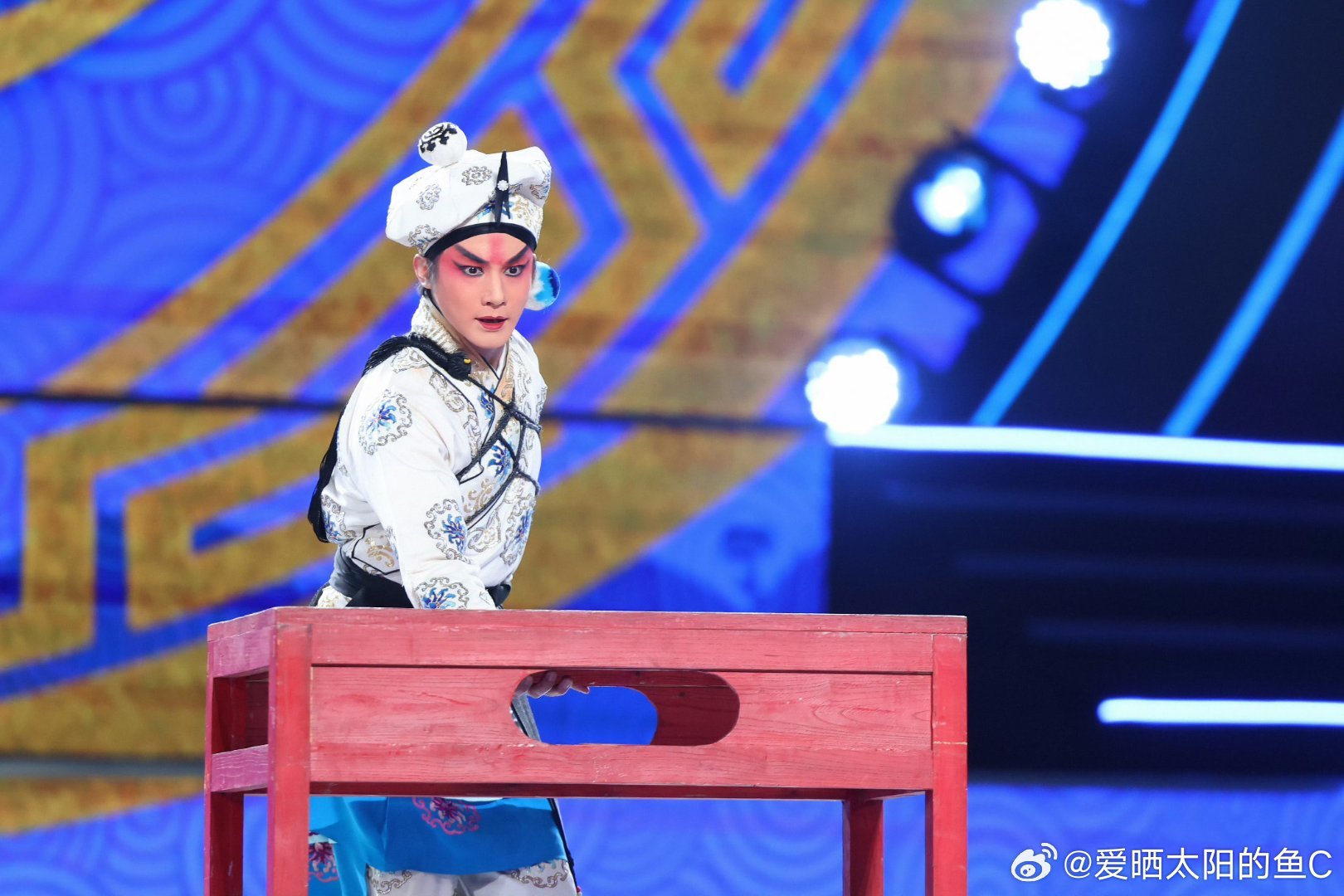 郑业成0826生日快乐zyc郑郑好的生活梨园出身的武生，在唐青风的铠甲、穆乐的执