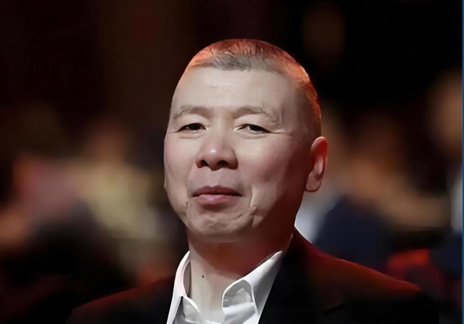 冯小刚说过一句话：“垃圾观众造就垃圾电影”。
意思似乎是说，观众审美水平低，纵容