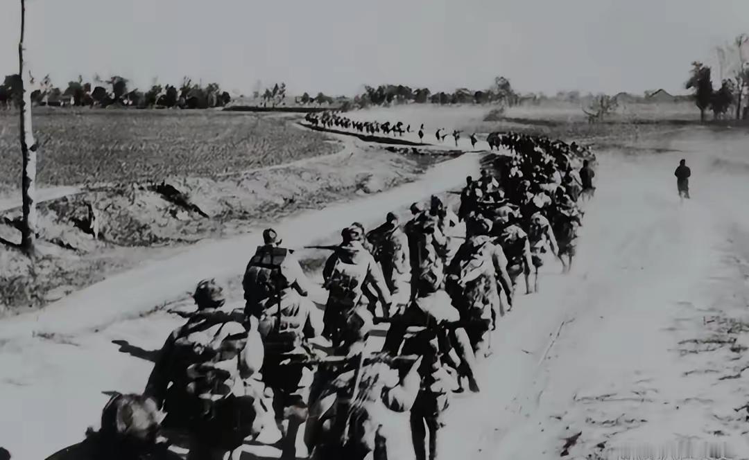 1947年孟良崮战役时，6纵师长饶守坤给司令员王必成打电话，说“垛庄拿下来了”，