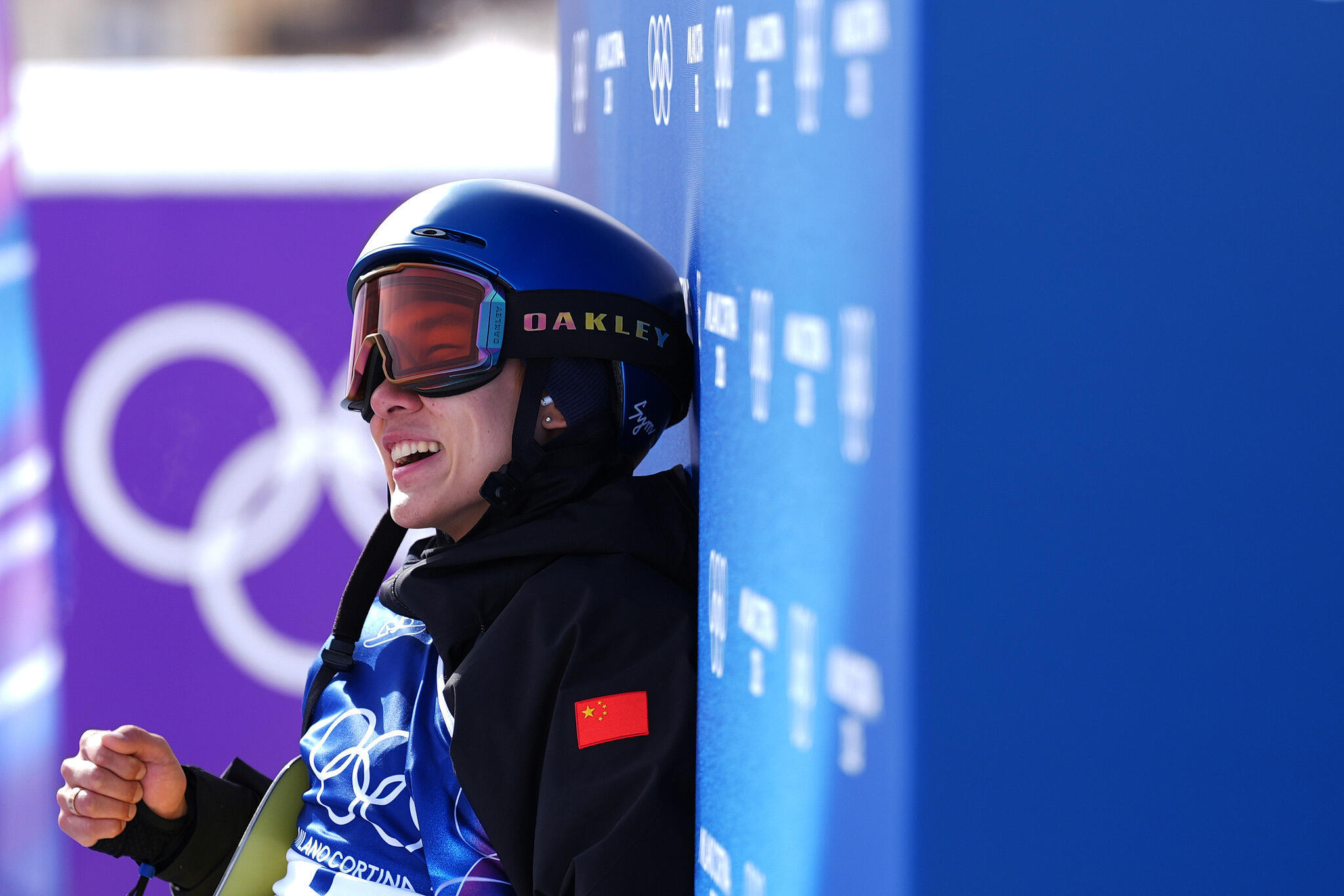 盼盼在手冠军我有恭喜苏翊鸣夺冠！凭借稳定发挥和出色表现，他在赛场上突破自我，为中