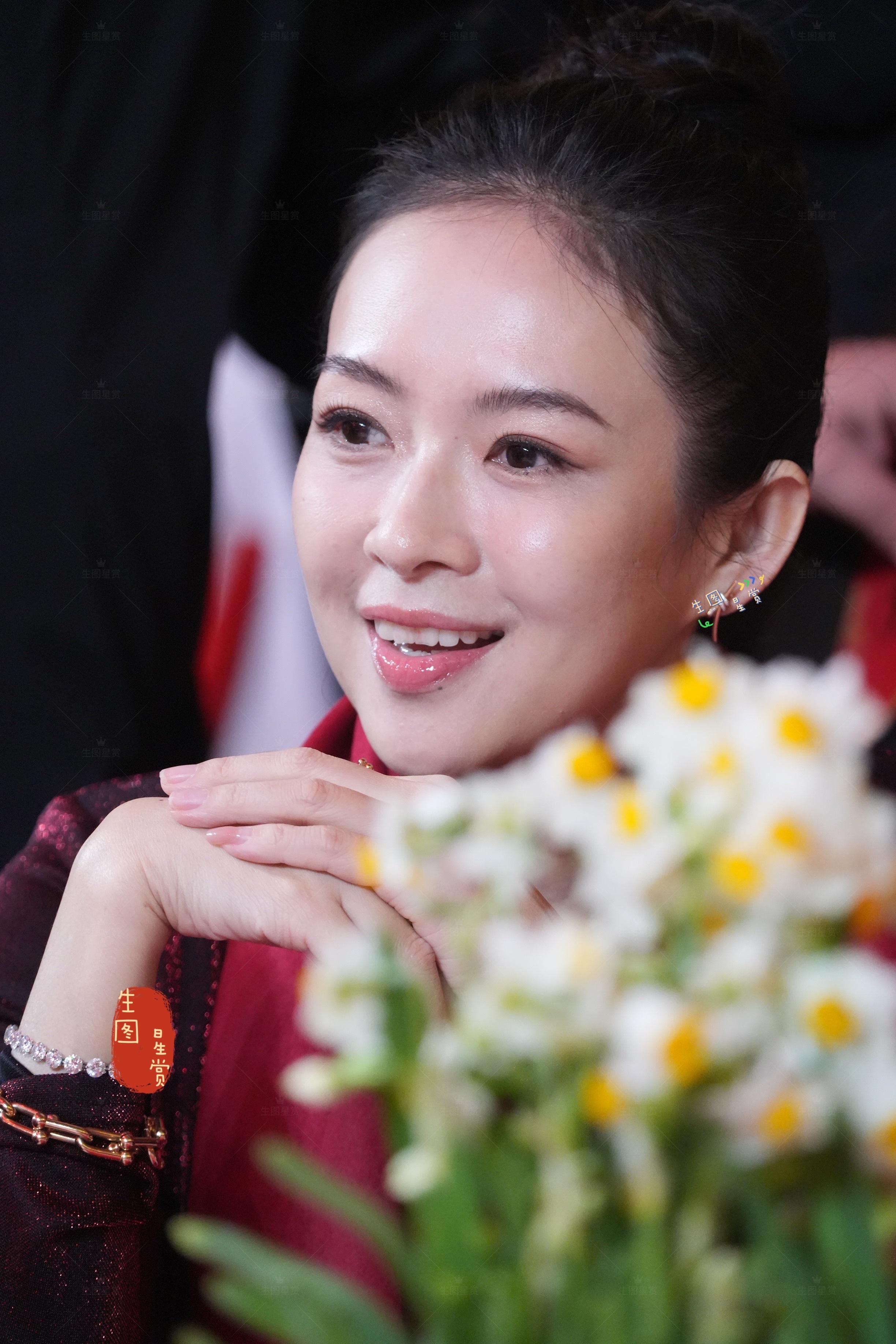 章子怡百花迎春坐席生图云淡风轻间hold住任何大场面章子怡体制内姐感