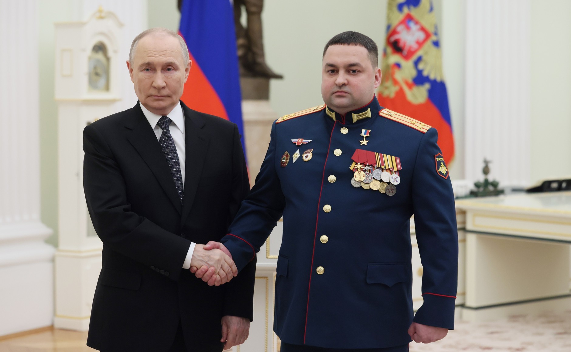 瓦洛佳小朋友  国家奖章颁授仪式克里姆林宫举行了向俄罗斯联邦国防部和俄罗斯国民警