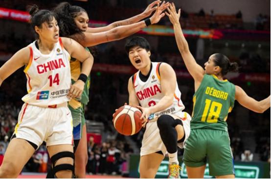 83-39！日本女篮打疯了，强势逆袭杀进世界杯，澳大利亚6分助攻
 
北京时间3