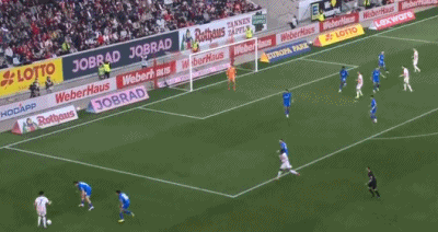 【精彩瞬间】本轮德甲，老将金特尔在比赛最后时刻贡献绝平进球，力助弗赖堡以3-3战