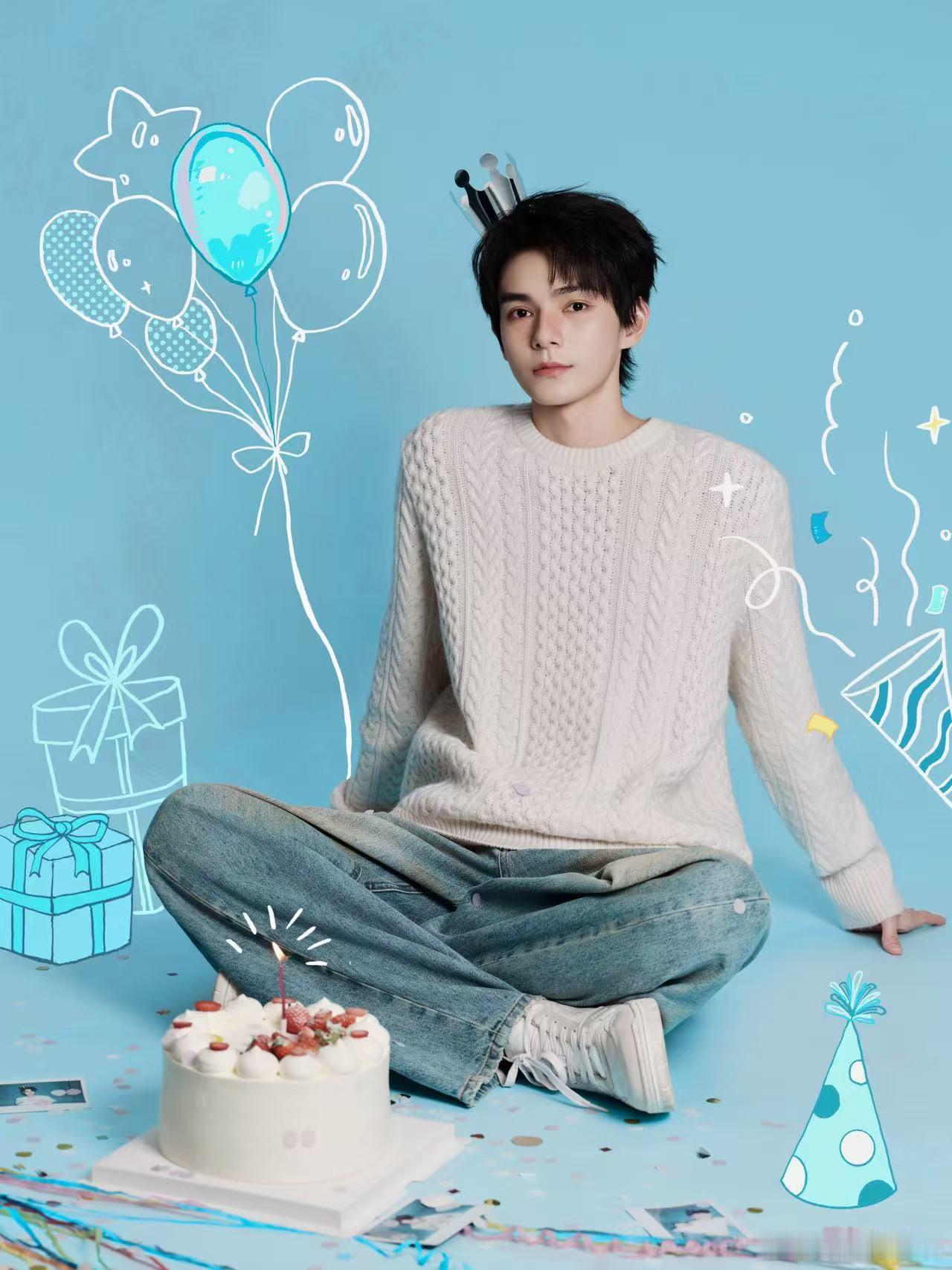 何初三这股暗流涌动的劲儿谁懂啊！哥别藏了，眼神骗不了人！ 