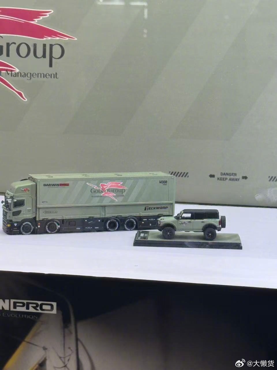 这谁能忍住不心动太帅了👍深圳改装车展限定车模被疯抢本届深圳改装车展，风头竟被车