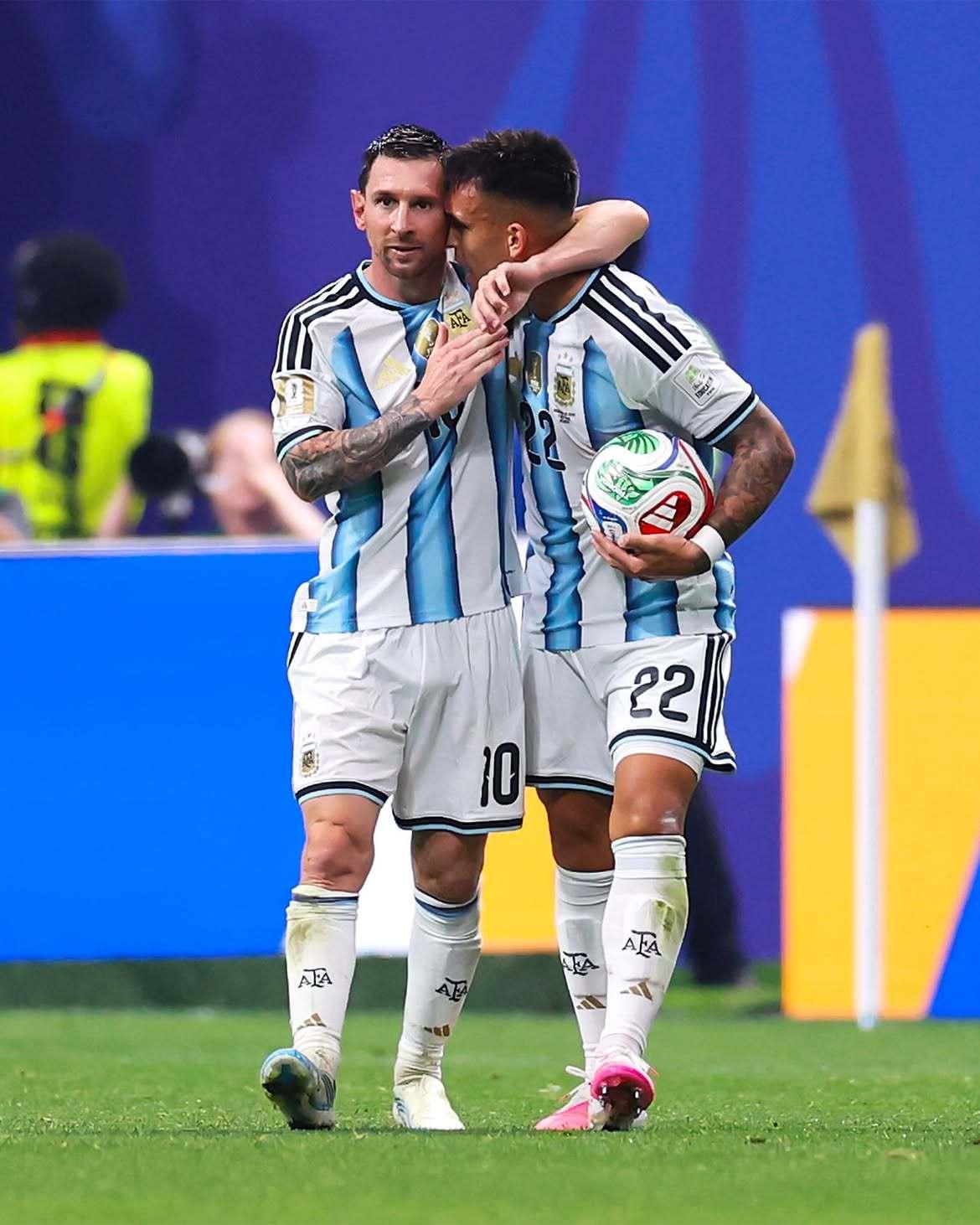 𝙏𝙤𝙜𝙚𝙩𝙝𝙚𝙧 🇦🇷🫂