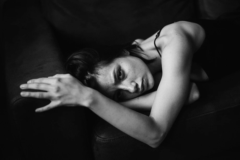 情绪张力黑白人像｜Shcheglova Marina  