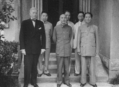 第一个预言毛泽东能成领袖的人，为何在1949年被毛主席批评牢骚太多？
1938年
