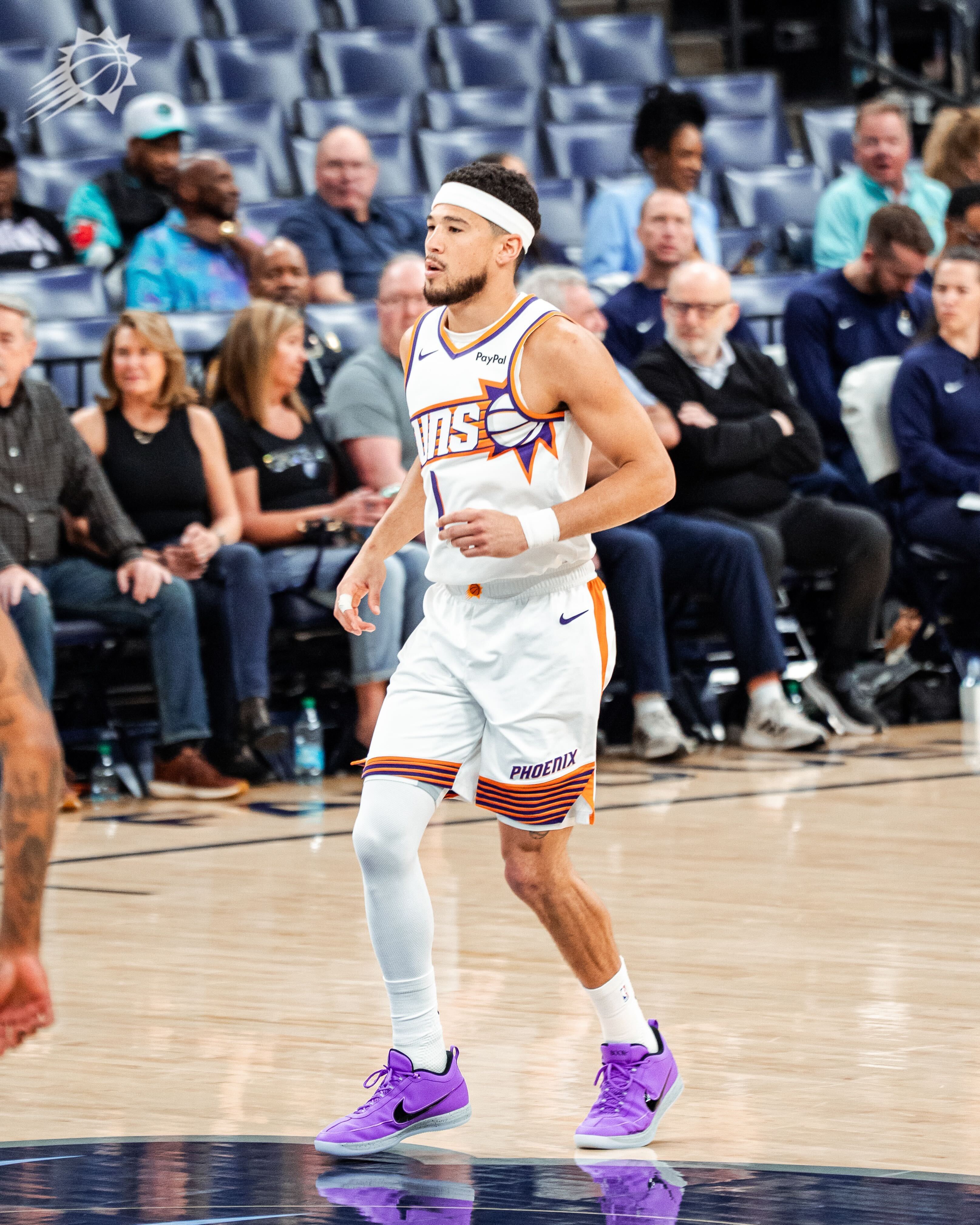 布克半场开挂般表现再创纪录🔥成为队史第三位、也是自2009-10赛季纳什以来，