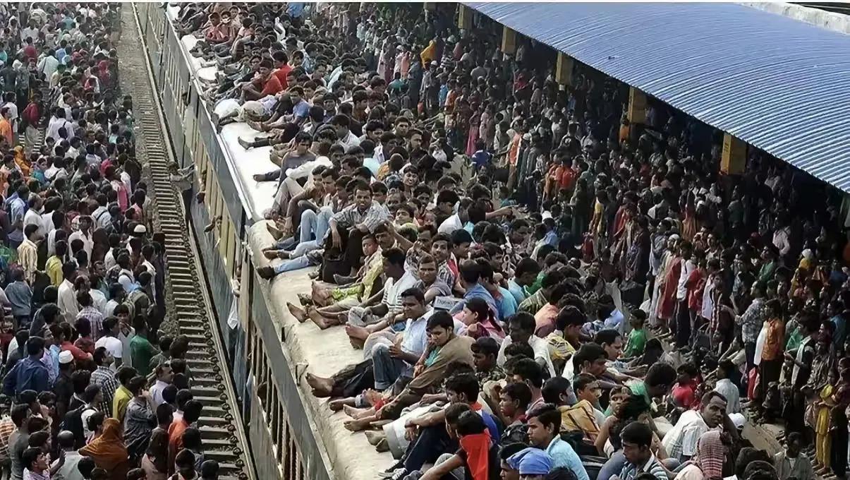 印度最终可能会成为地球大患，不是因为它有多强，而是因为它无限制的人口增长。印度现