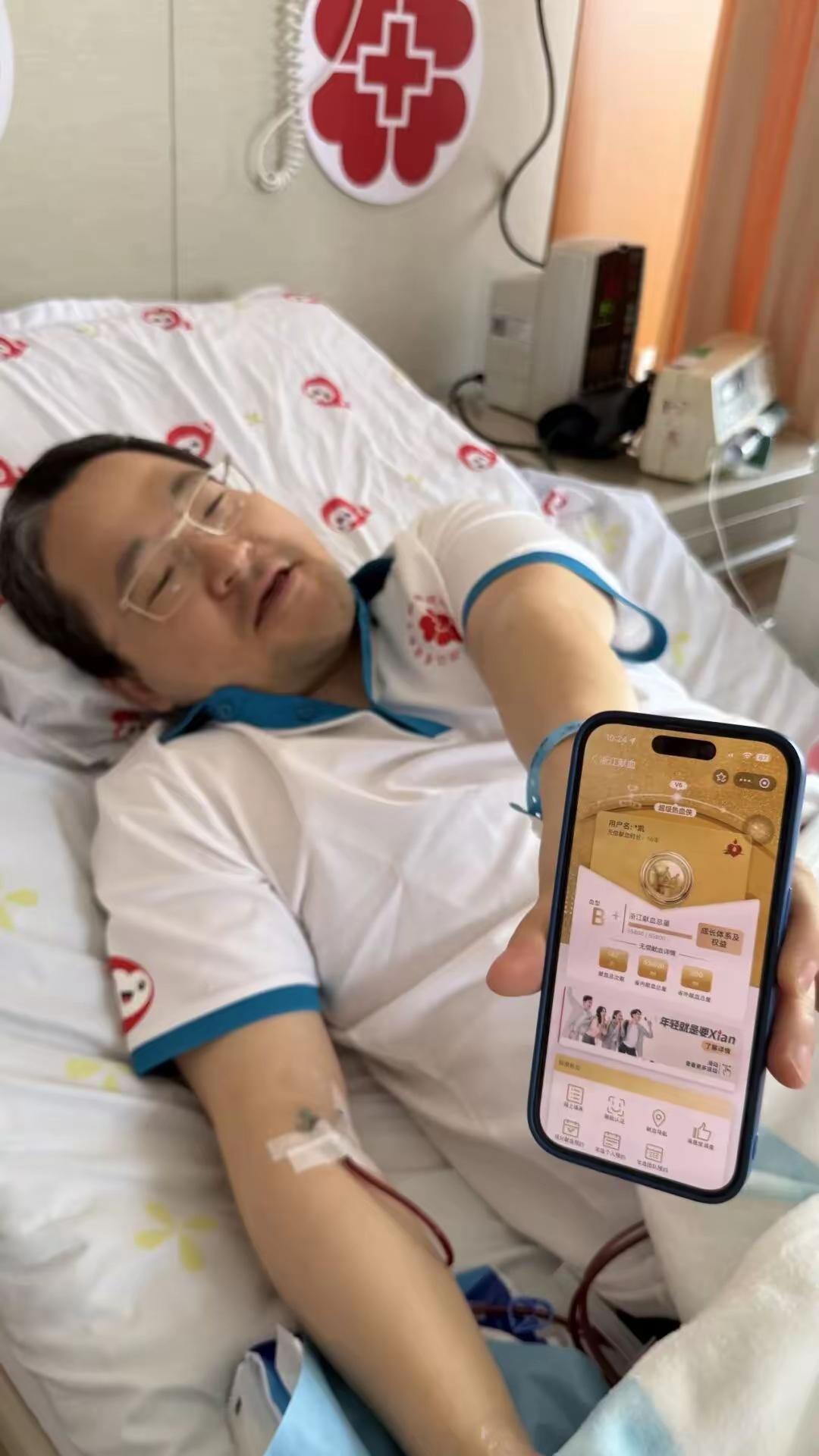 这位38岁男子王凯的举动真的令人佩服，前几天王凯向单位请了5天假，说自己要去趟医