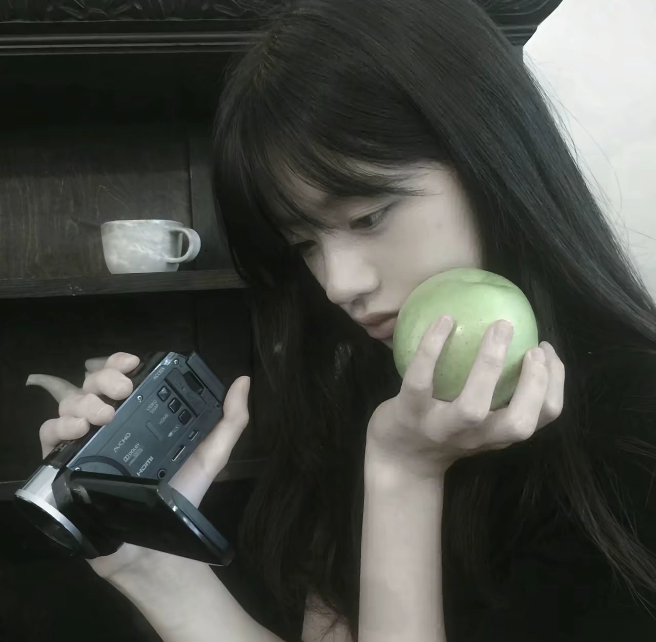 审美训练｜WeChat女生头像丨美女头像丨氛围感女头丨头像分享丨ins丨小众头像