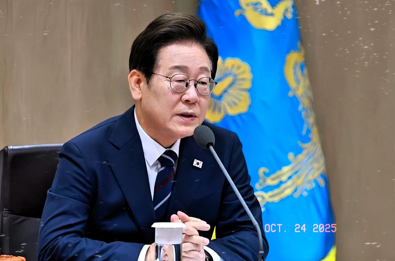 李在明还算是有点认知！韩国总统李在明22日接受美国有线电视新闻网（CNN）采访时