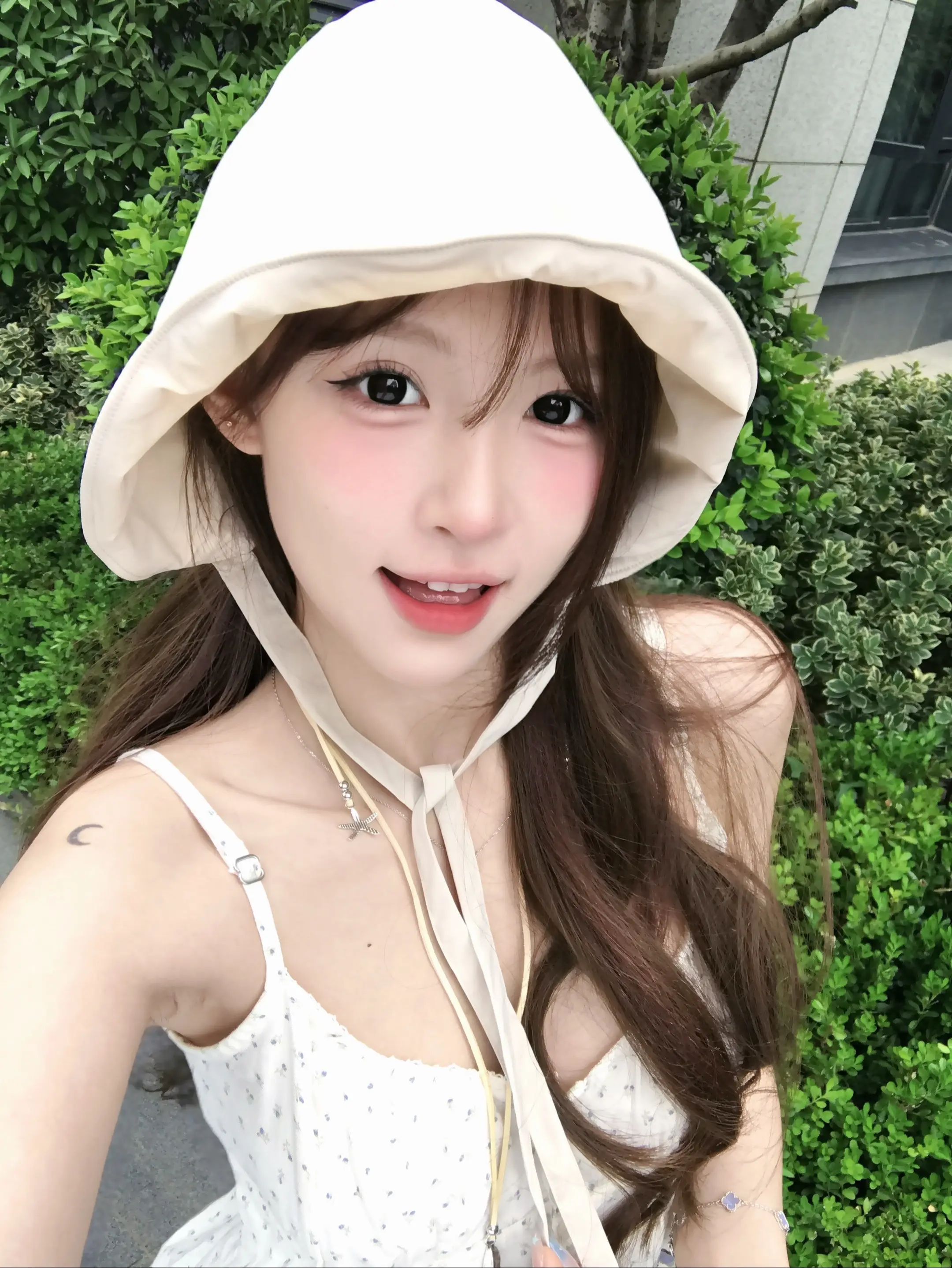 希望你的眼睛一直弯弯的 想要的都能得到