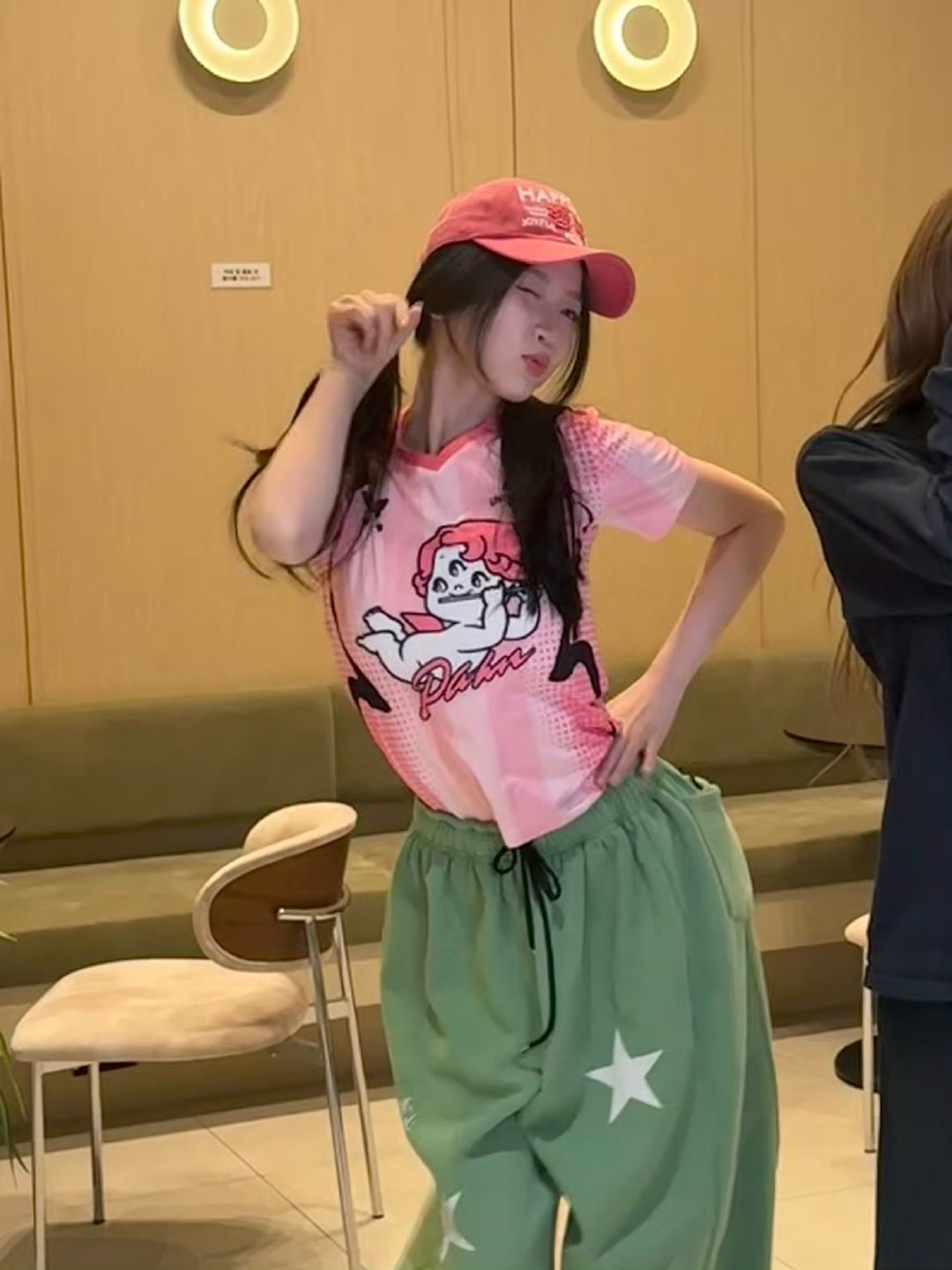 最喜欢看虞书欣扭扭扭