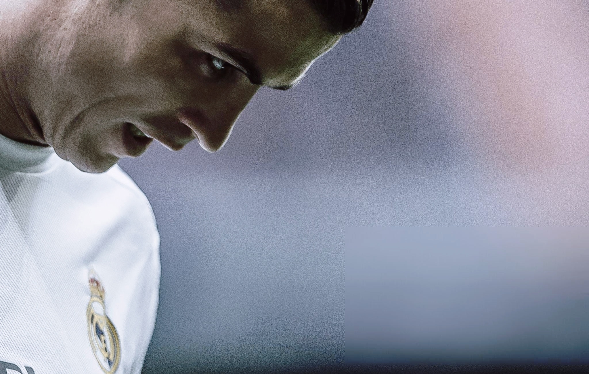 C罗c罗 深邃的轮廓，深情的眉眼 