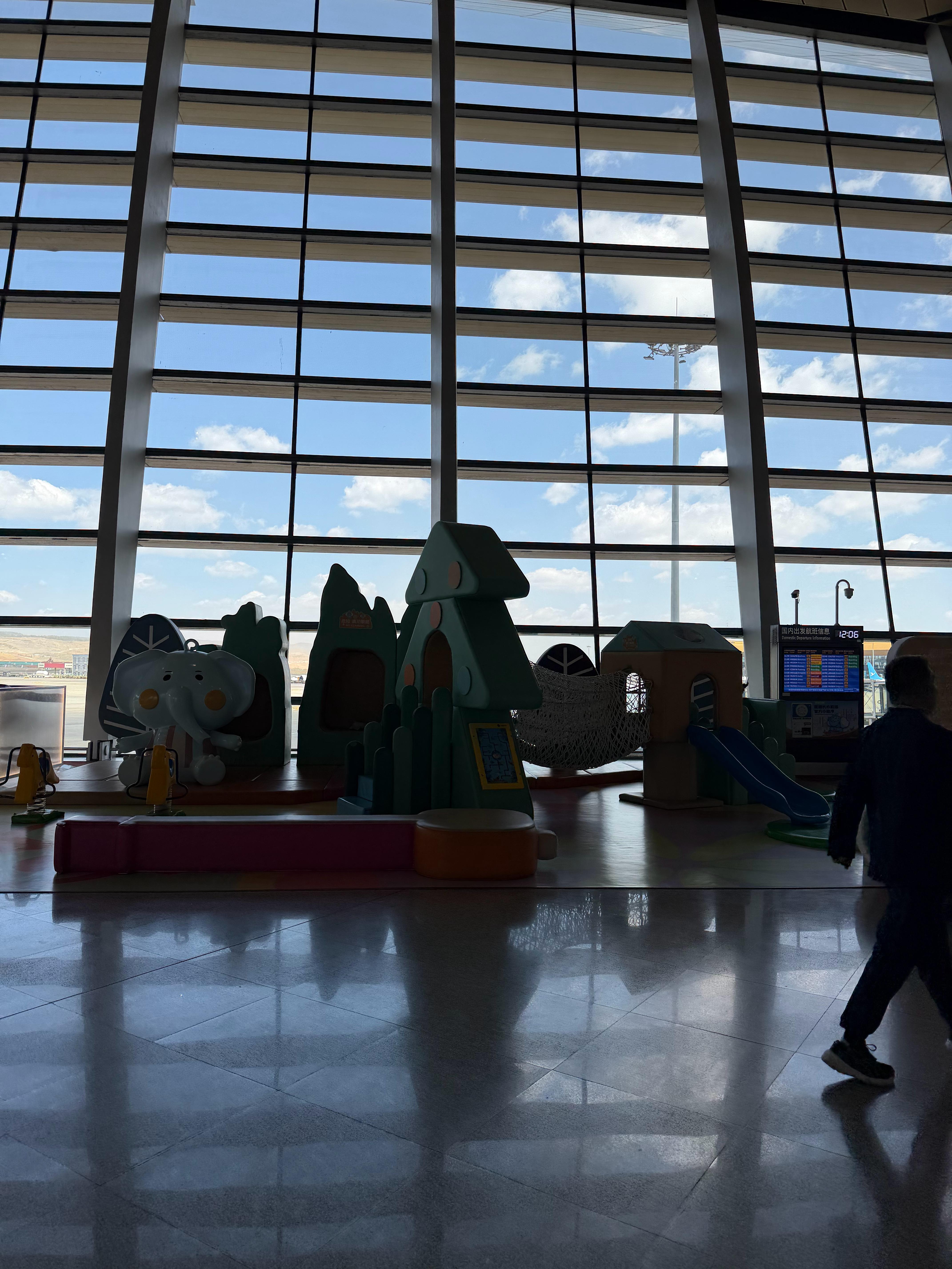 谢谢只给了经验，但是没有给教训 昆明·昆明长水国际机场