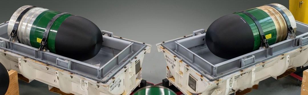 【 兵器欣赏 ： 军事技术    美国Mk48 Mod7重型鱼雷的导引头】 