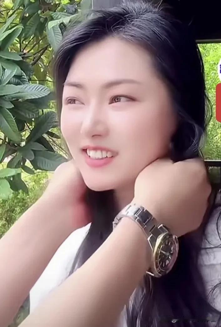 徐子崴咋就露半张脸

为了流量，徐子崴真的豁出去了。罗姣问你下午演出如何打扮，是